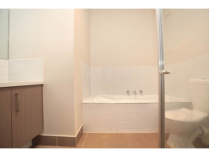 1/190 Melbourne Avenue, Glenroy VIC 3046