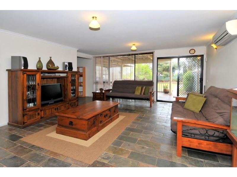 135 Loongana Avenue, Glenroy VIC 3046