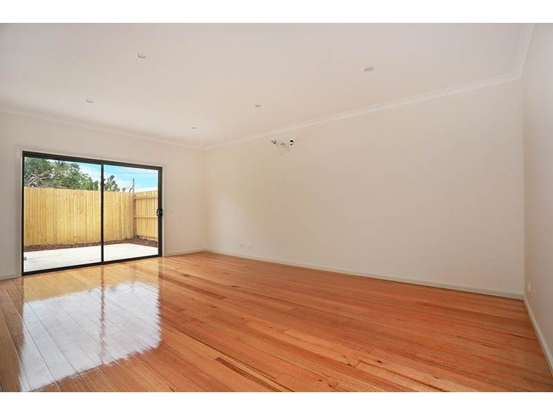 2/94 McBryde Street, Fawkner VIC 3060