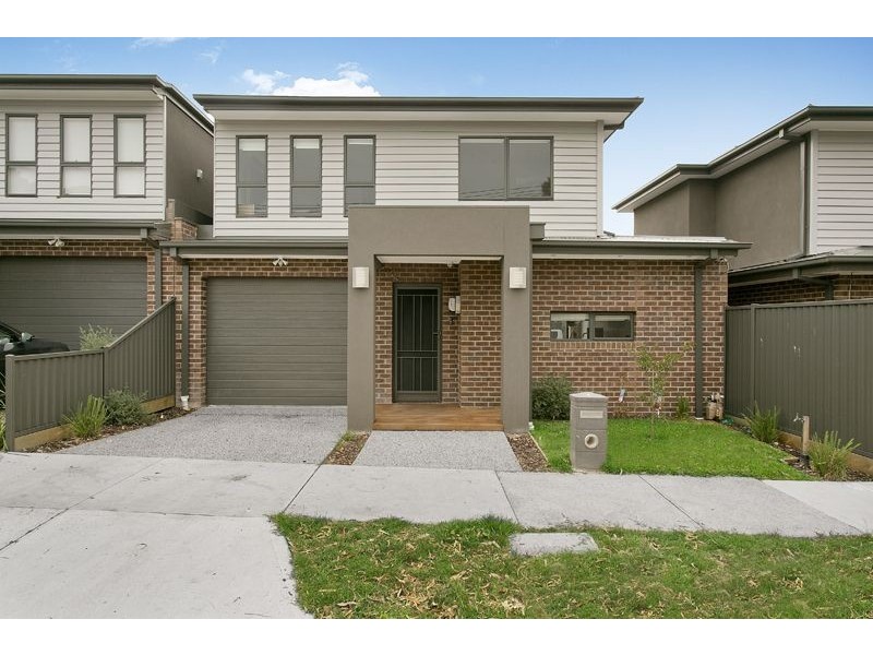 11 Emma Court, Coburg North VIC 3058