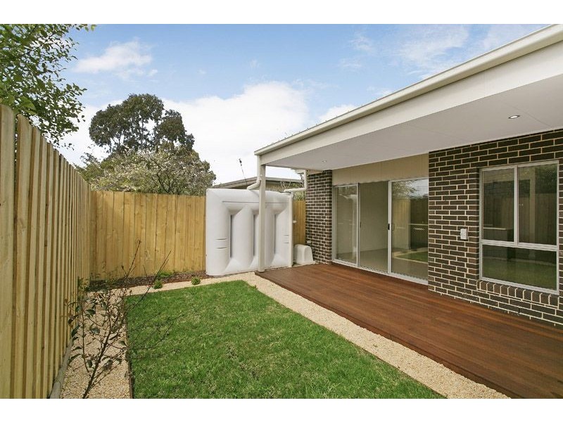 2/28 View Street, Glenroy VIC 3046