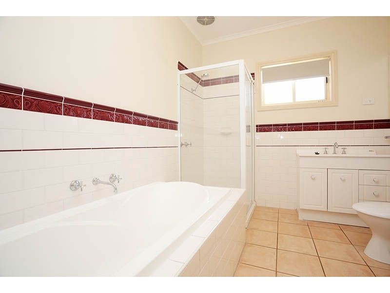 94 Evell Street, Glenroy VIC 3046