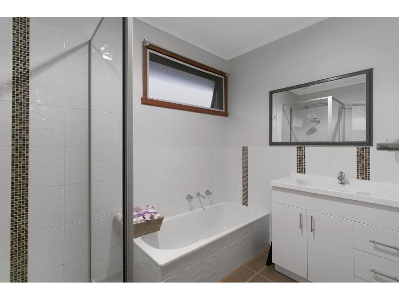 79 Devereaux Street, Oak Park VIC 3046