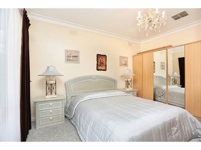 15 Tucker Street, Fawkner VIC 3060