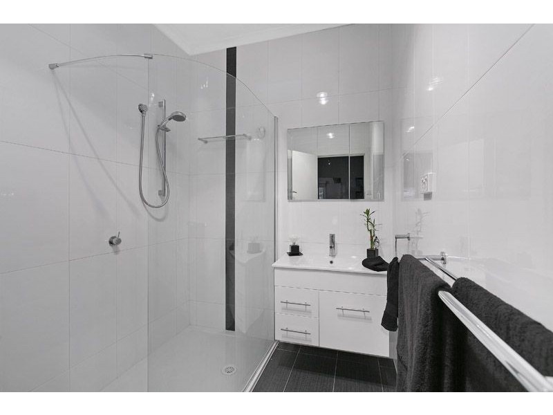 11 Battersea Street, Hadfield VIC 3046
