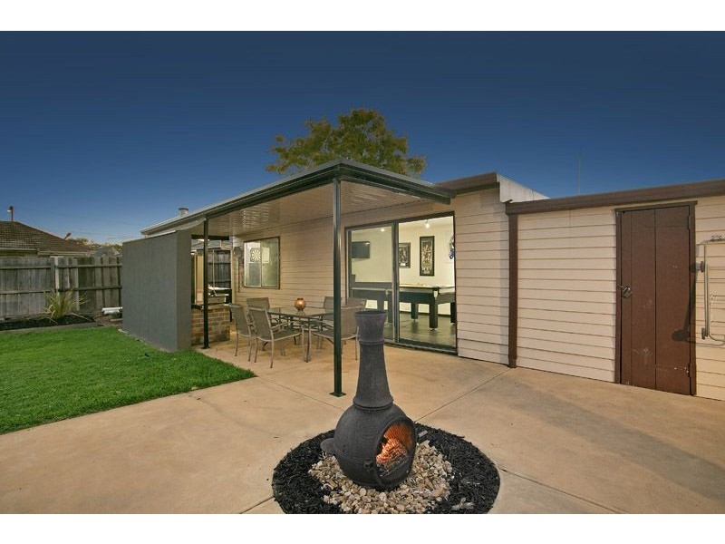 11 Battersea Street, Hadfield VIC 3046