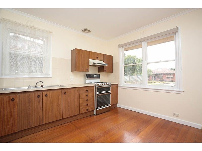 53 Glen Street, Glenroy VIC 3046