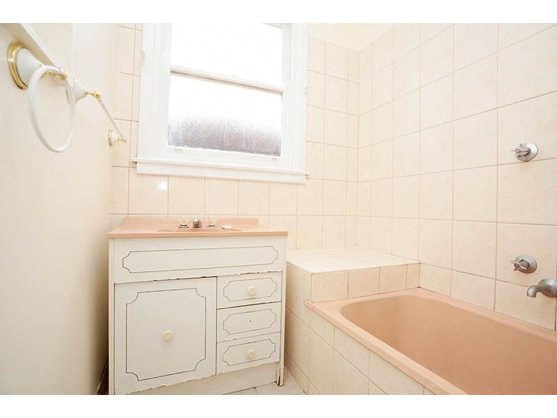 53 Glen Street, Glenroy VIC 3046