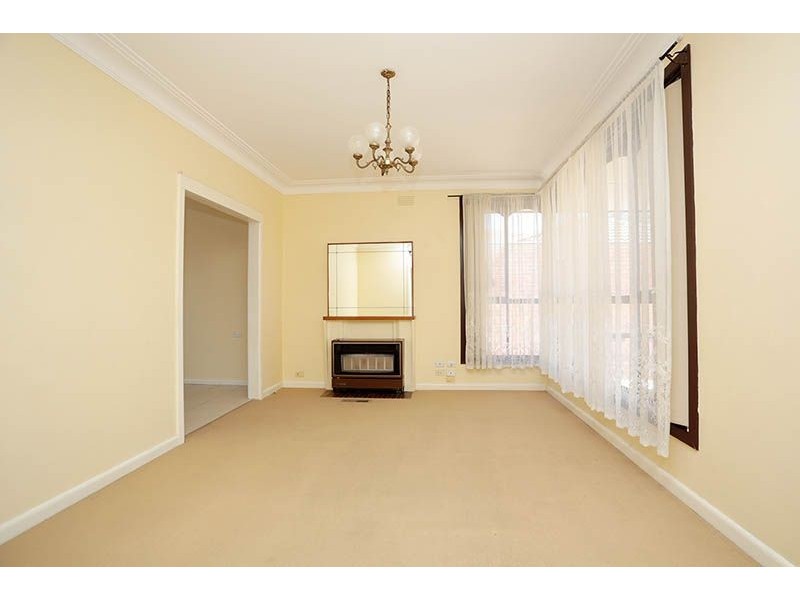 56 Middle Street, Hadfield VIC 3046