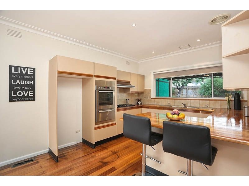 102 Outlook Drive, Glenroy VIC 3046