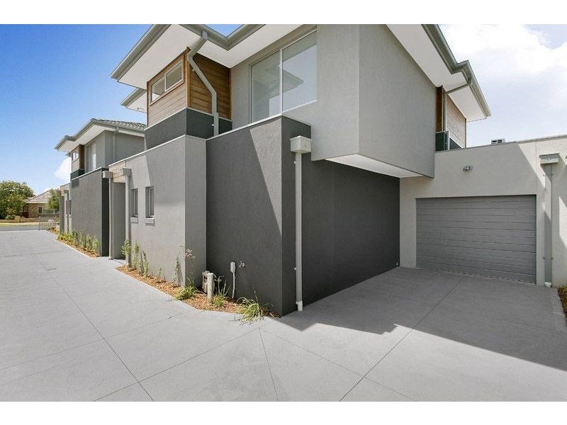 2/23 Glenroy Road, Glenroy VIC 3046