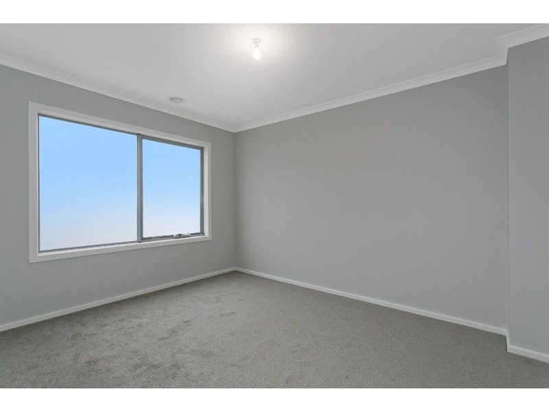 2/23 Glenroy Road, Glenroy VIC 3046