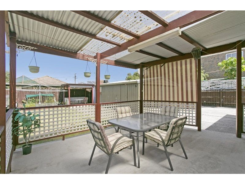 1 Gloucester Street, Hadfield VIC 3046