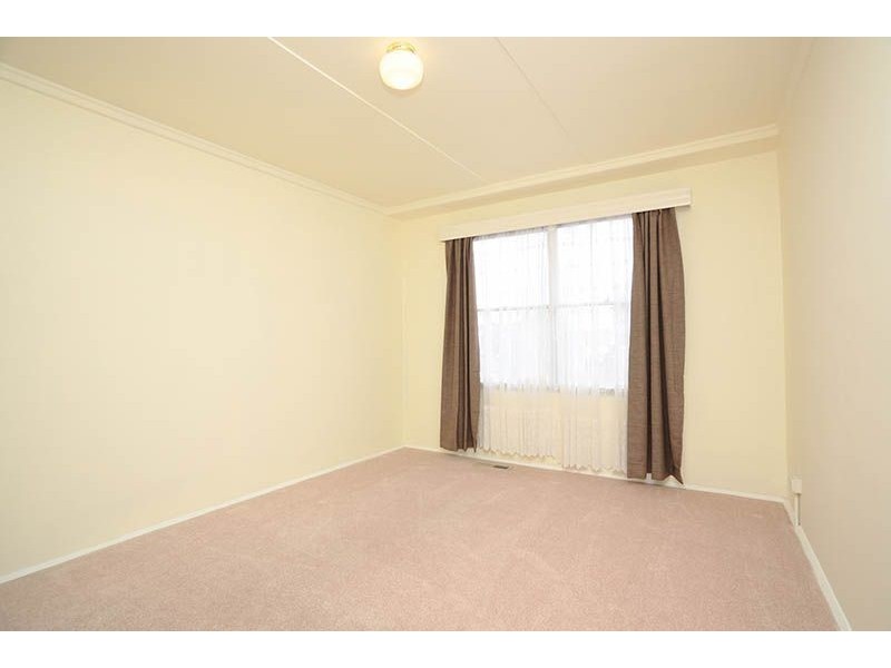 31 Drouin Street, Dallas VIC 3047