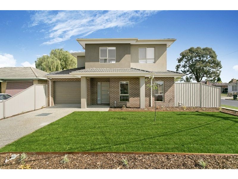 19 Samson Street, Hadfield VIC 3046
