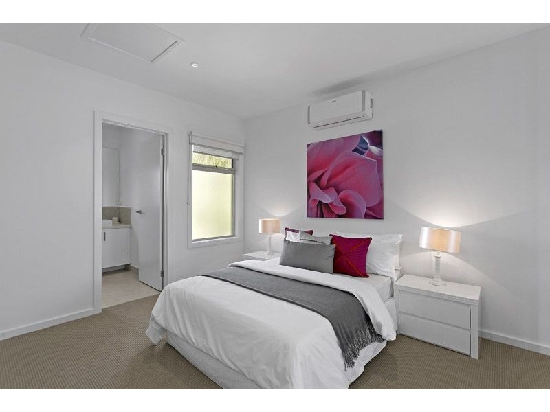 19 Samson Street, Hadfield VIC 3046