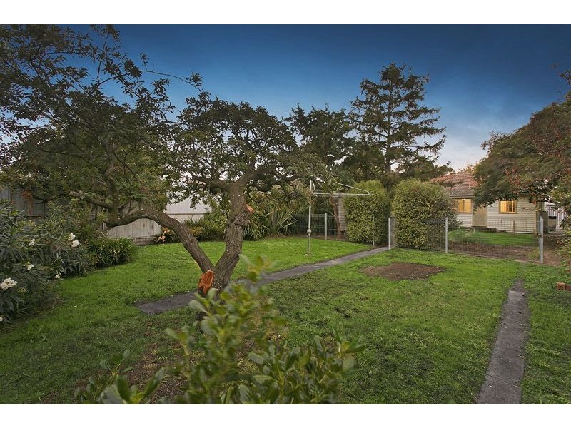 51 Wheatsheaf Road, Glenroy VIC 3046