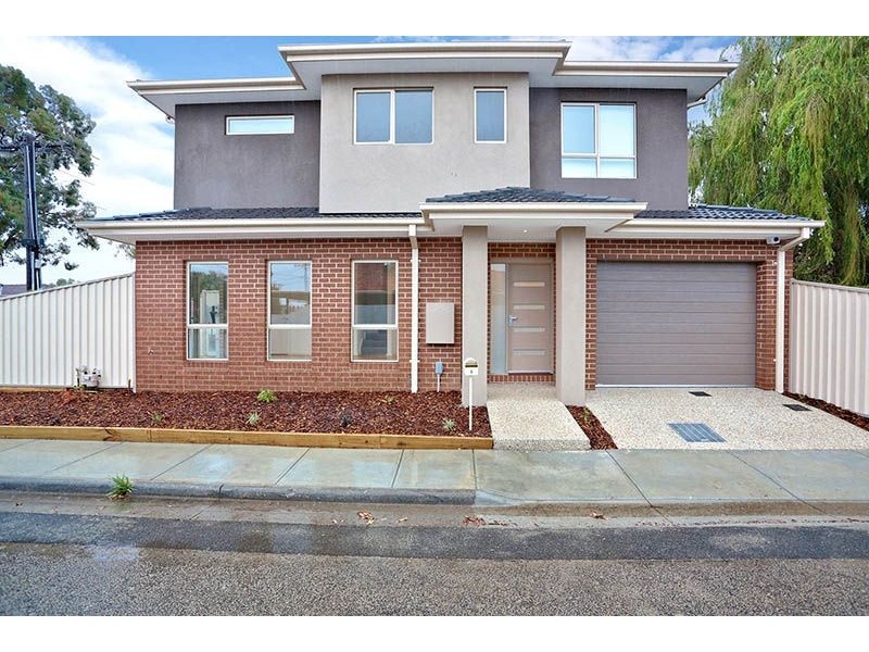 6 Jessie Hunter Street, Hadfield VIC 3046