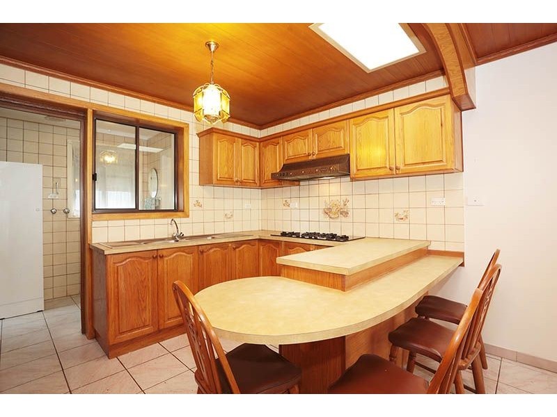 1/31 Garner Parade, Dallas VIC 3047