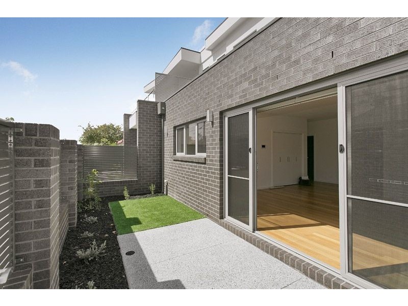 15 John Street, Seddon VIC 3011