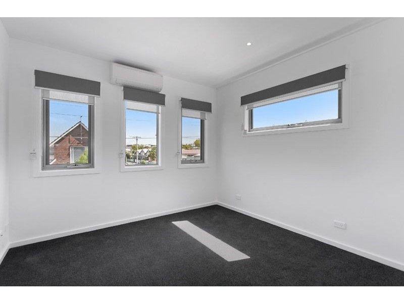 15 John Street, Seddon VIC 3011