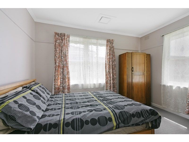 14 Heather Court, Glenroy VIC 3046