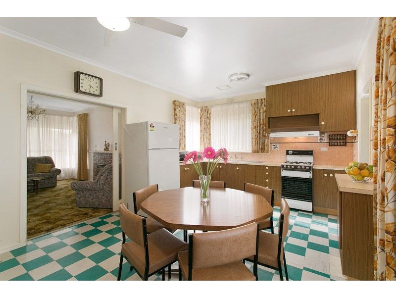 24 Halsbury Street, Hadfield VIC 3046