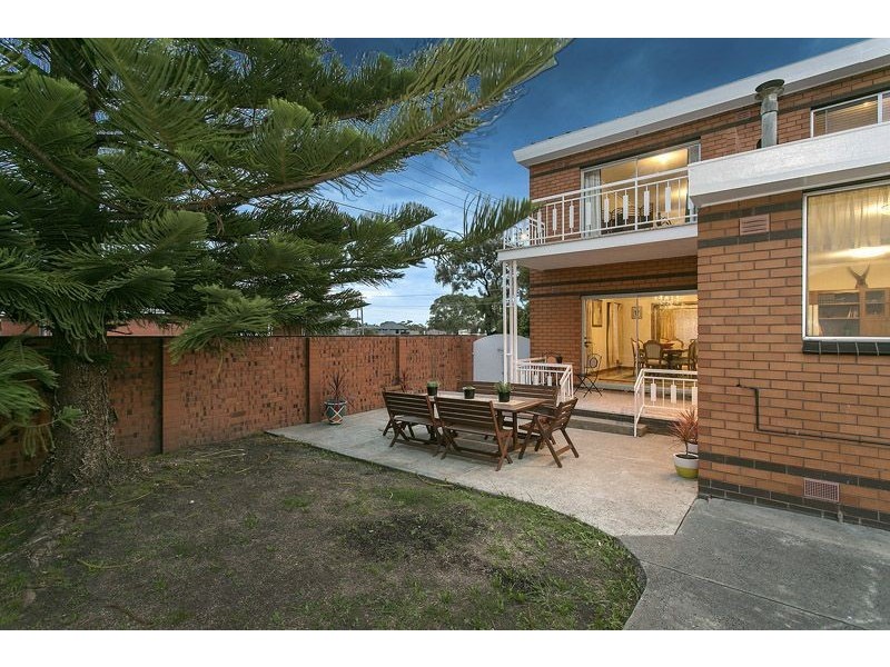 102 Melbourne Avenue, Glenroy VIC 3046