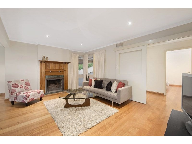 91 Outlook Drive, Glenroy VIC 3046