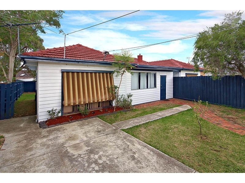 15 George Street, Glenroy VIC 3046