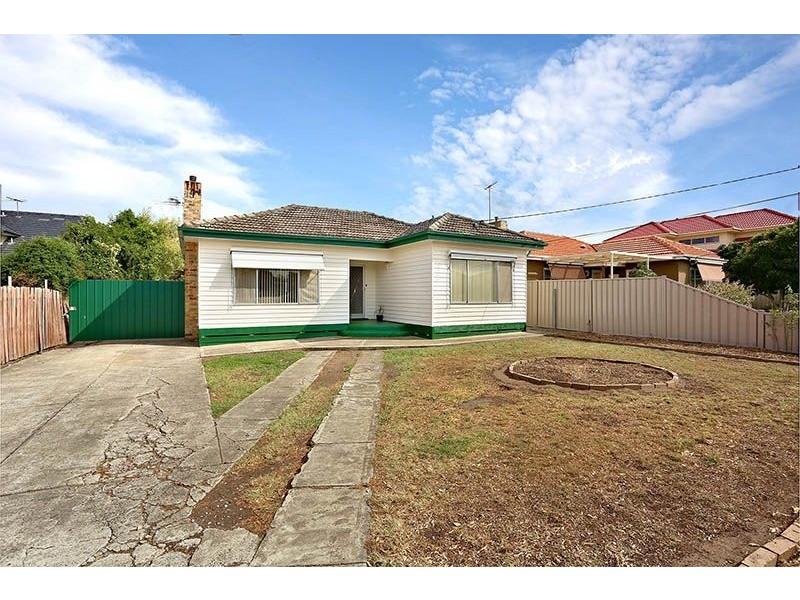 23 Leonard Avenue, Glenroy VIC 3046
