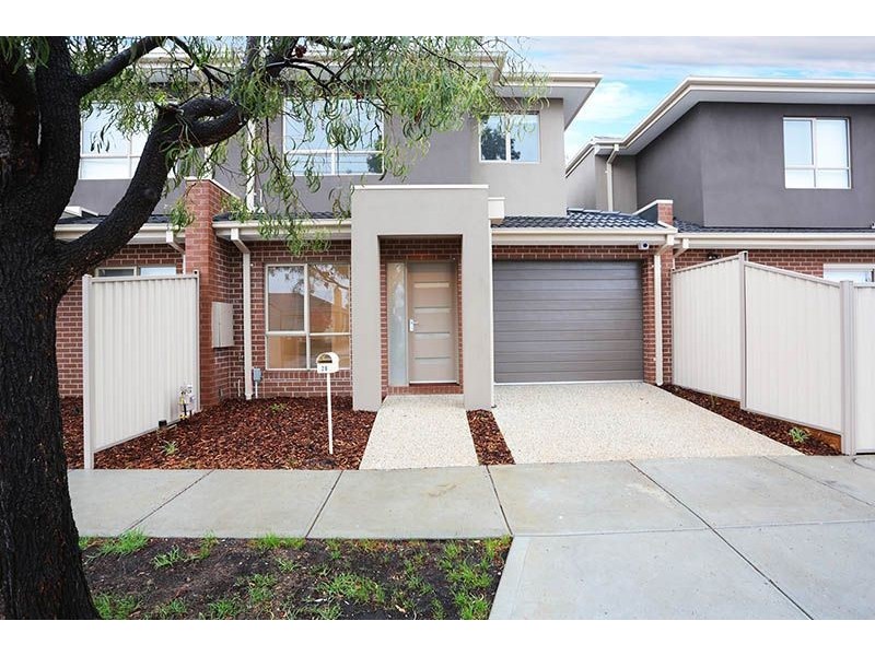 28 Sutherland Street, Hadfield VIC 3046