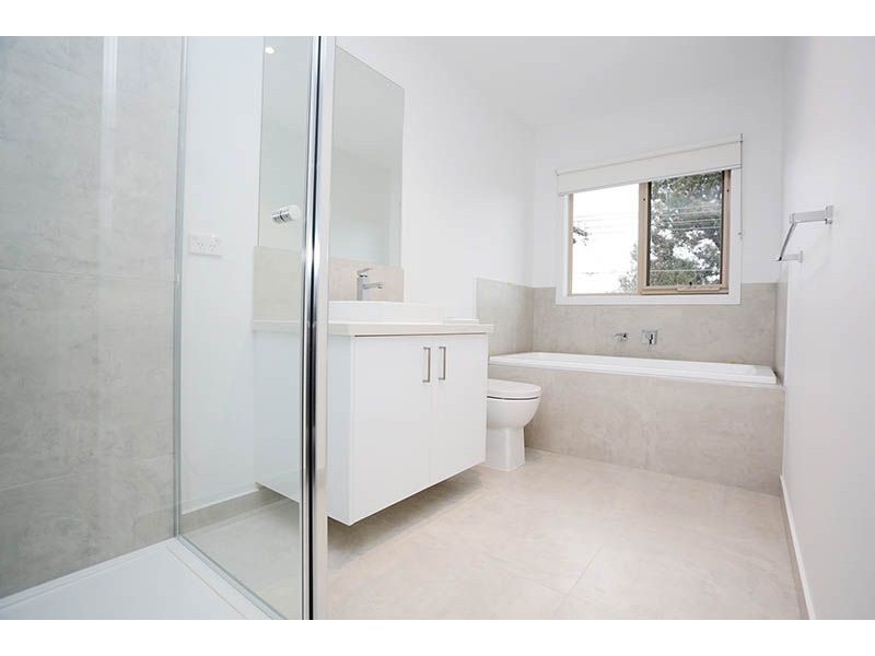 28 Sutherland Street, Hadfield VIC 3046