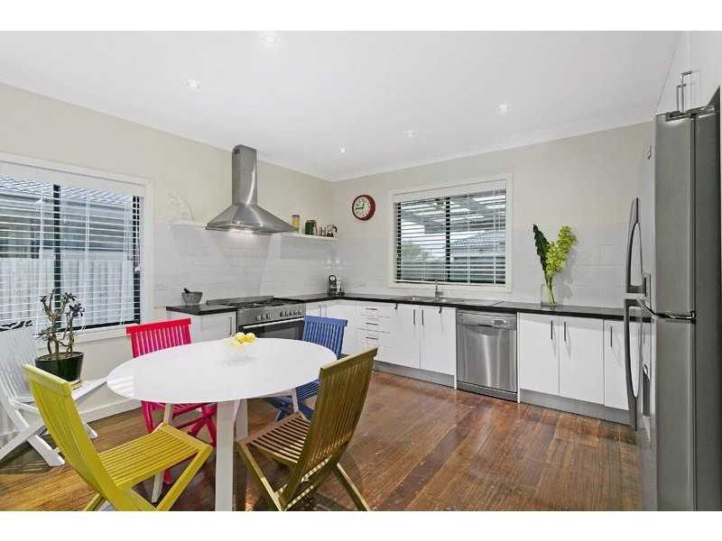 17 Glenroy Road, Glenroy VIC 3046