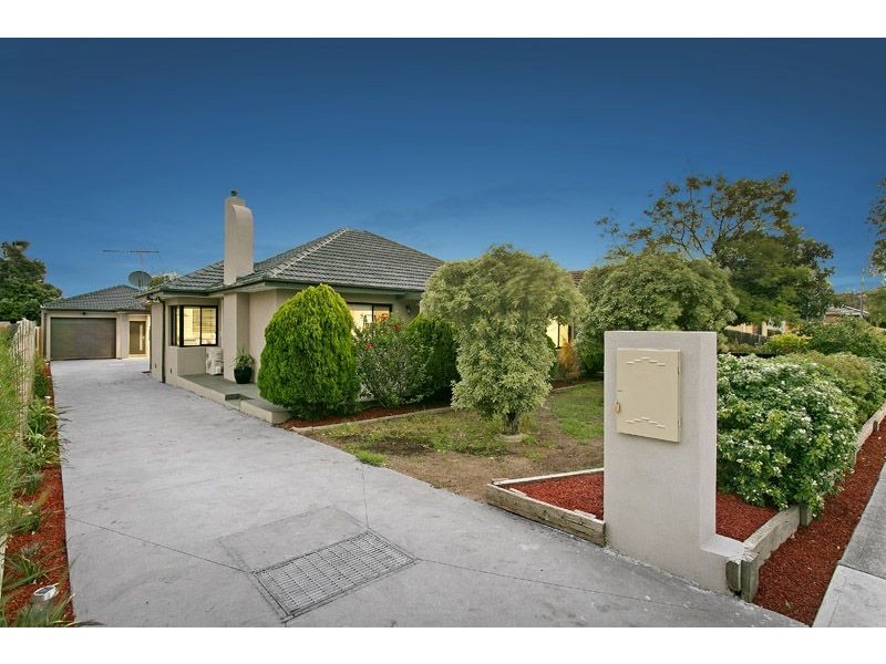 17 Glenroy Road, Glenroy VIC 3046