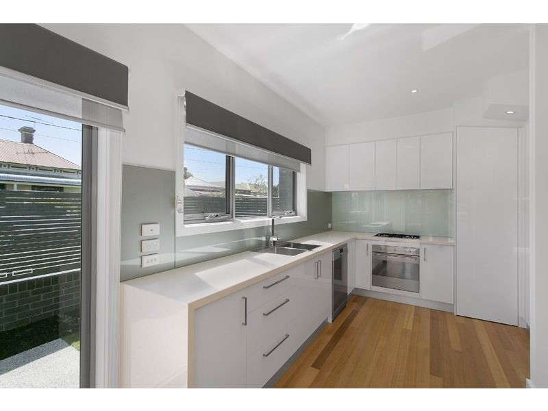 15 John Street, Seddon VIC 3011