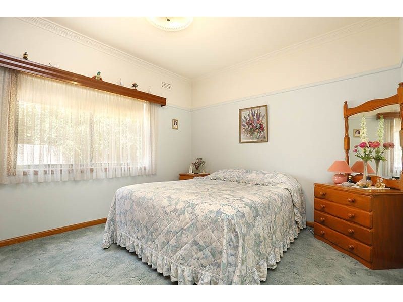 29 Melbourne Avenue, Glenroy VIC 3046