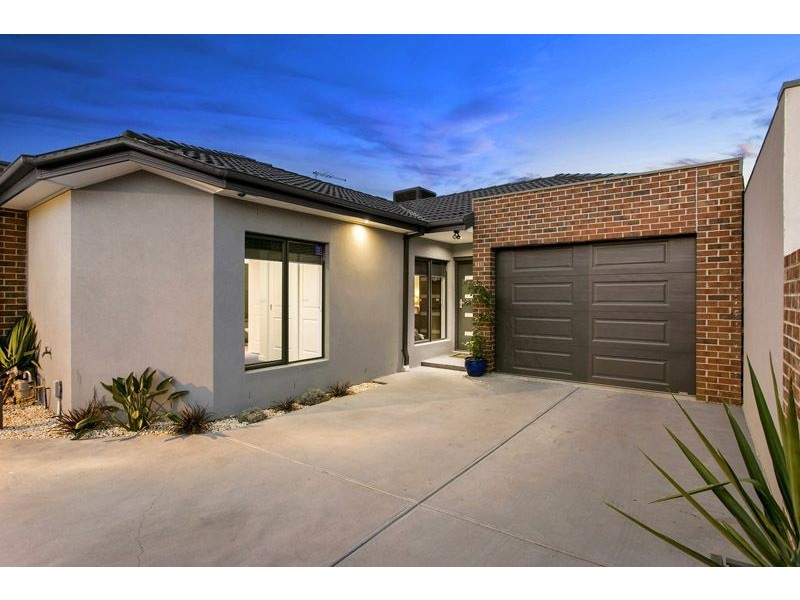 2/34 Churchill Street, Glenroy VIC 3046