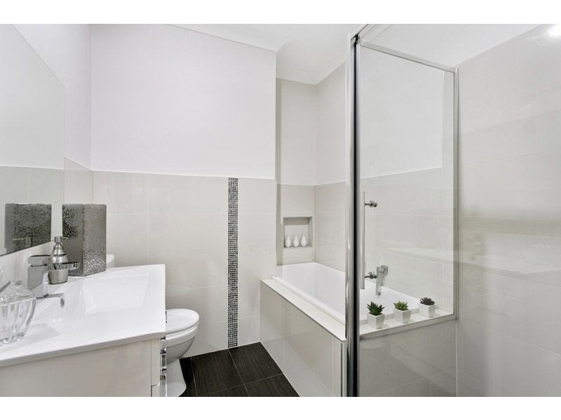 2/34 Churchill Street, Glenroy VIC 3046