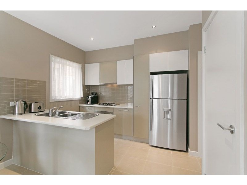 1/10 Leonard Avenue, Glenroy VIC 3046