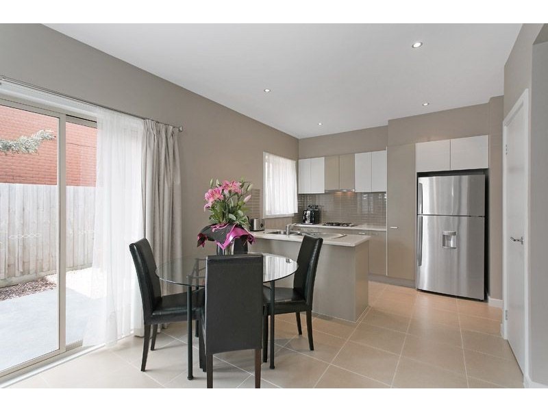 1/10 Leonard Avenue, Glenroy VIC 3046