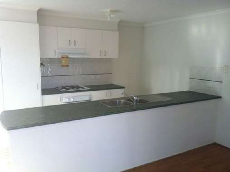 17 Crossdale Green, Craigieburn VIC 3064