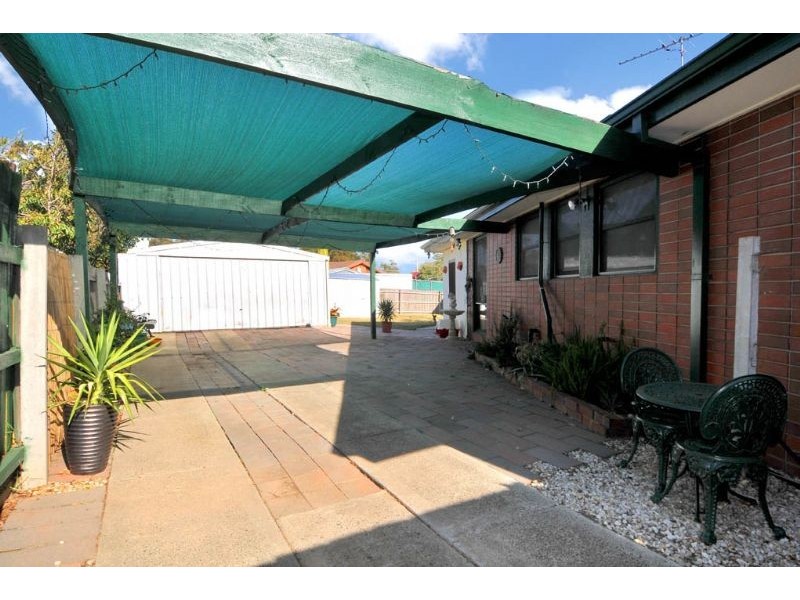 7 Inverleigh Court, Meadow Heights VIC 3048
