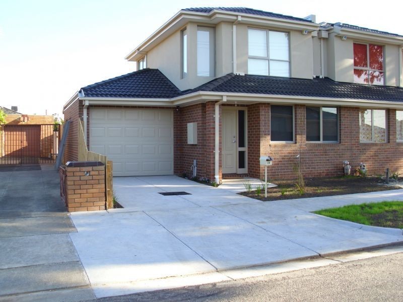 2a Lewis Street, Glenroy VIC 3046