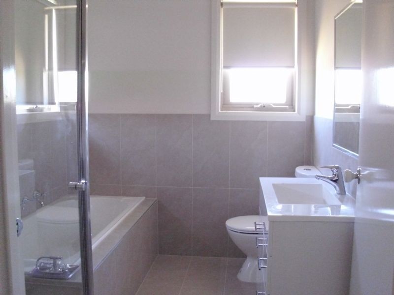 2a Lewis Street, Glenroy VIC 3046