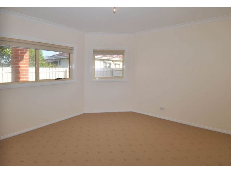 2/88 Widford Street, Glenroy VIC 3046