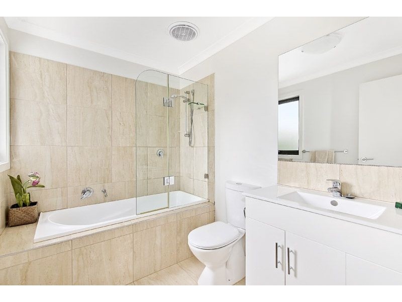 4/12 Illawarra Street, Glenroy VIC 3046