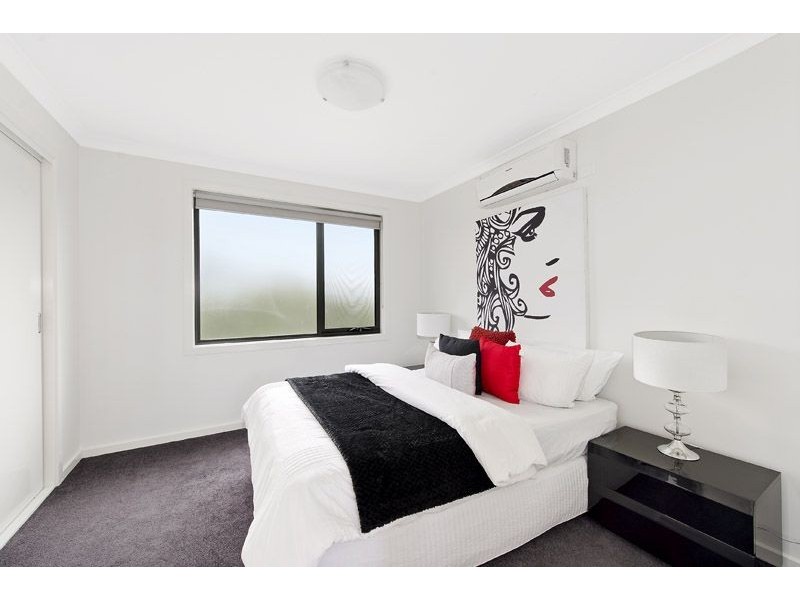 4/12 Illawarra Street, Glenroy VIC 3046