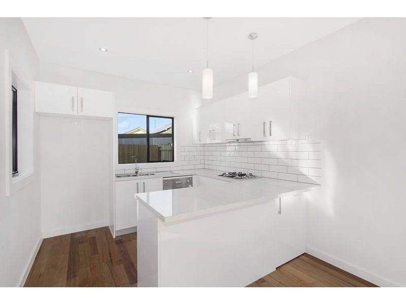 2/90 Daley Street, Glenroy VIC 3046
