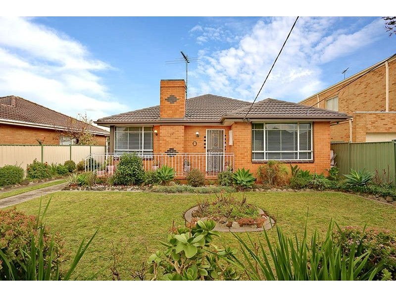 137 West Street, Hadfield VIC 3046
